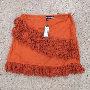 NWT PrettyLittleThing Rust Tassel Fringe Mini Skirt Linen Look Boho US 4 UK 8